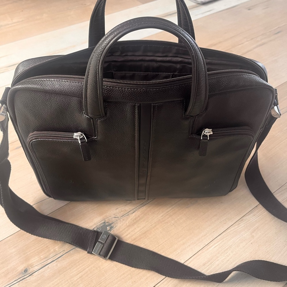 PIQUADRO ITALY MESSENGER BRIEFCASE ✨